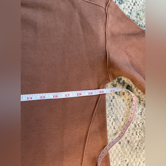 NWT  Universal Thread Women’s Long sleeve Crewneck Sweater Brown XS - Picture 7 of 12